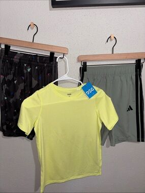 Adidas & DSG - Youth bundle 1 shirt & 2 shorts (Medium 10/12)